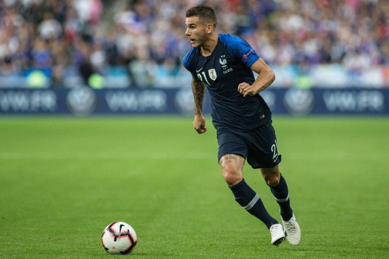 Rookie在法国队比赛中爆冷,精彩发挥引发热议! Rookie在法国队比赛中爆冷,精彩发挥引发热议!